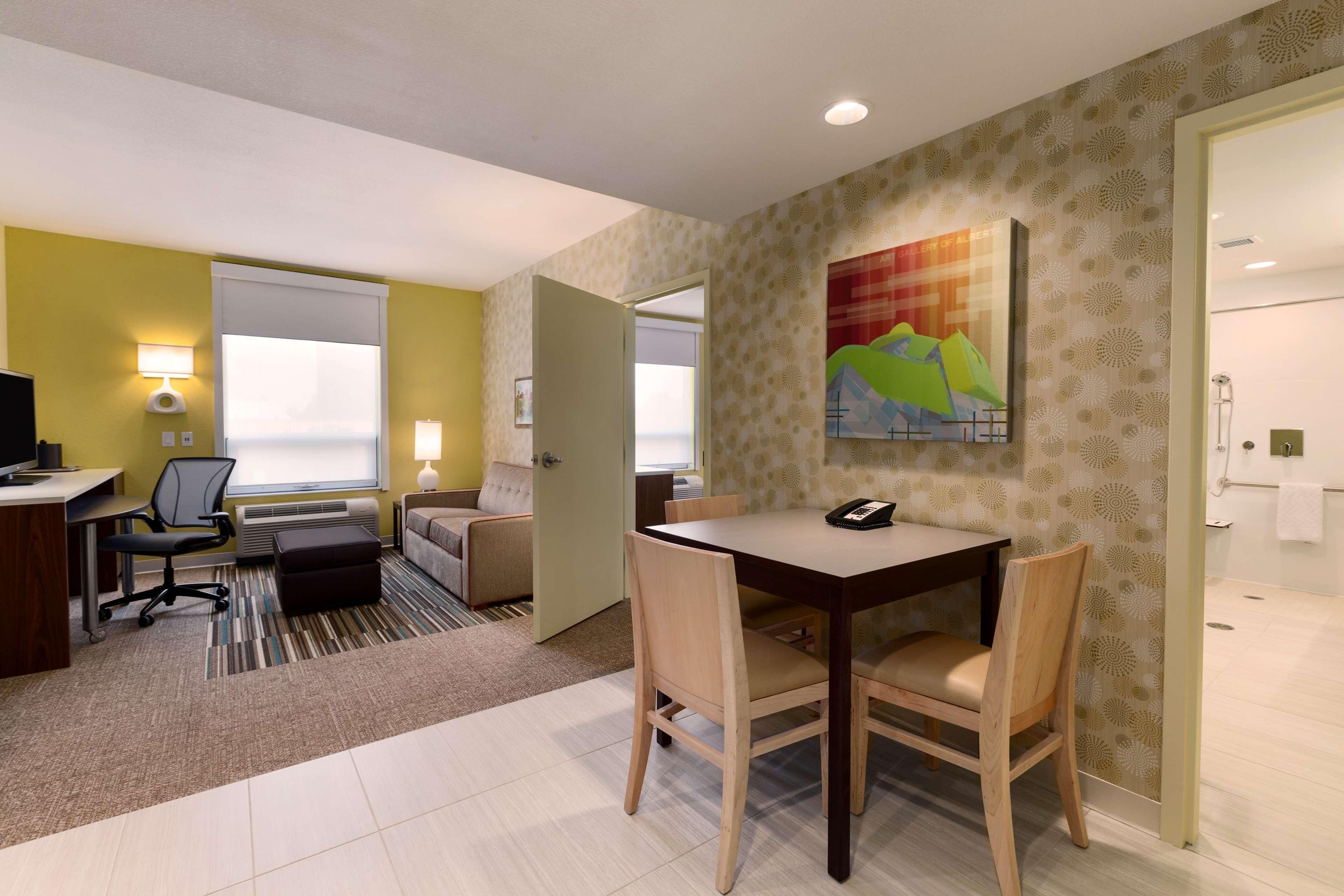 Home2 Suites By Hilton West Έντμοντον Εξωτερικό φωτογραφία