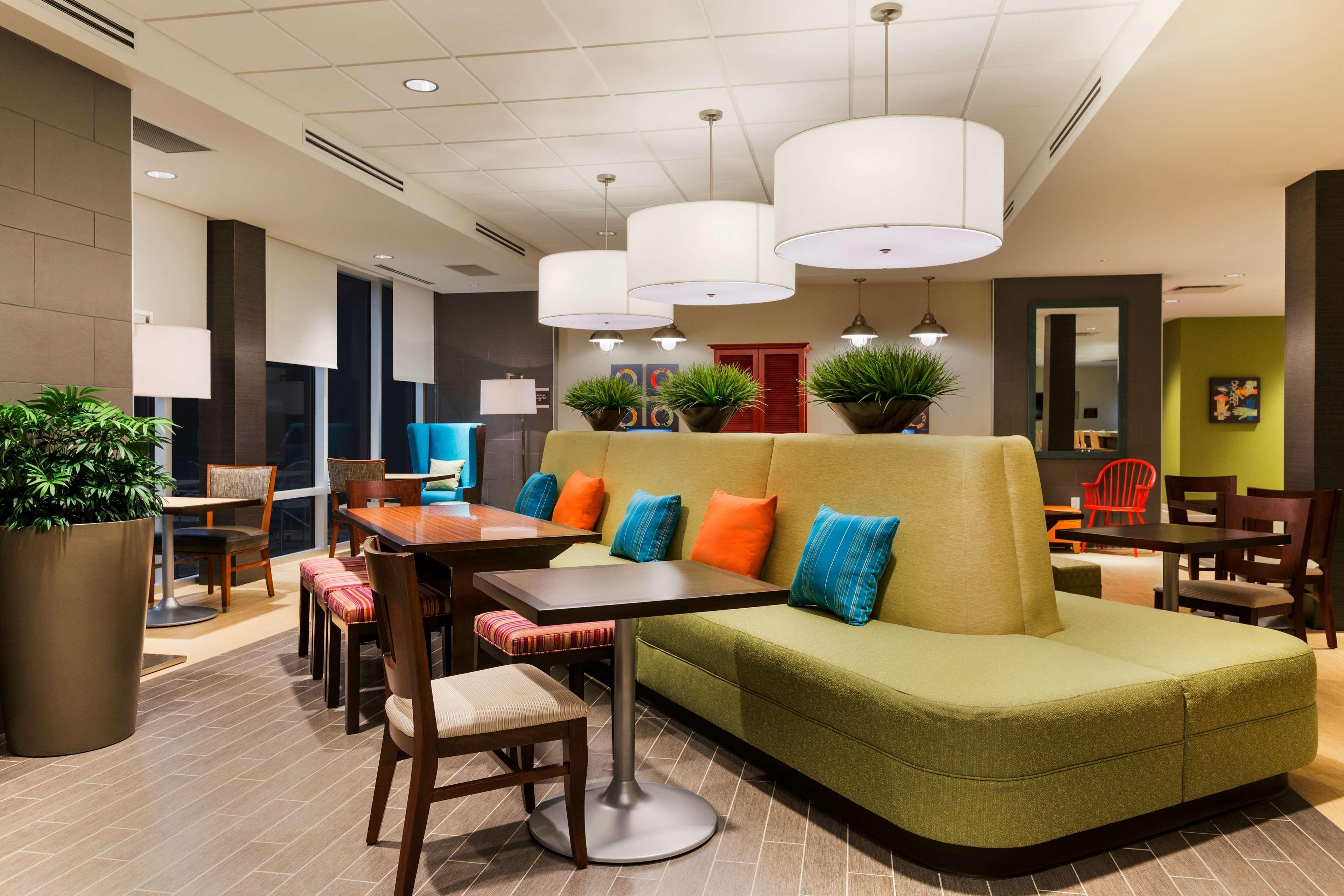 Home2 Suites By Hilton West Έντμοντον Εξωτερικό φωτογραφία